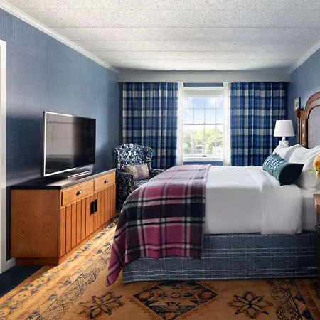 Graduate By Hilton State College-3